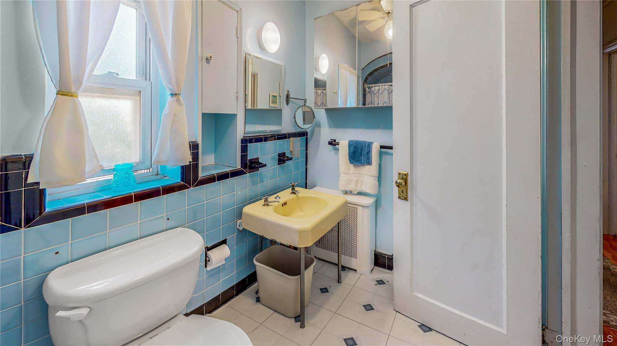 83-43 252nd Street Property Photo 13