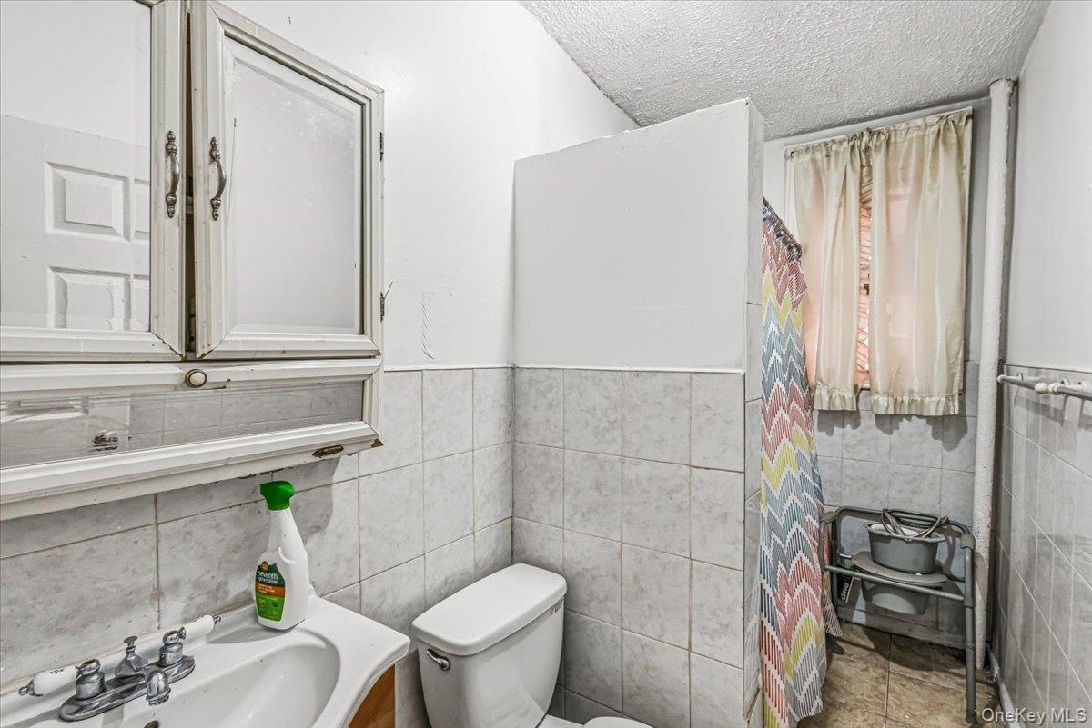 2313 Newkirk Avenue Property Photo 13