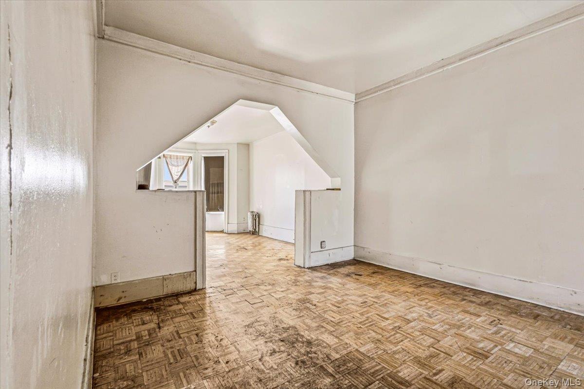 2313 Newkirk Avenue Property Photo 18