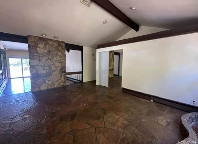 46 Andover Drive Property Photo 3