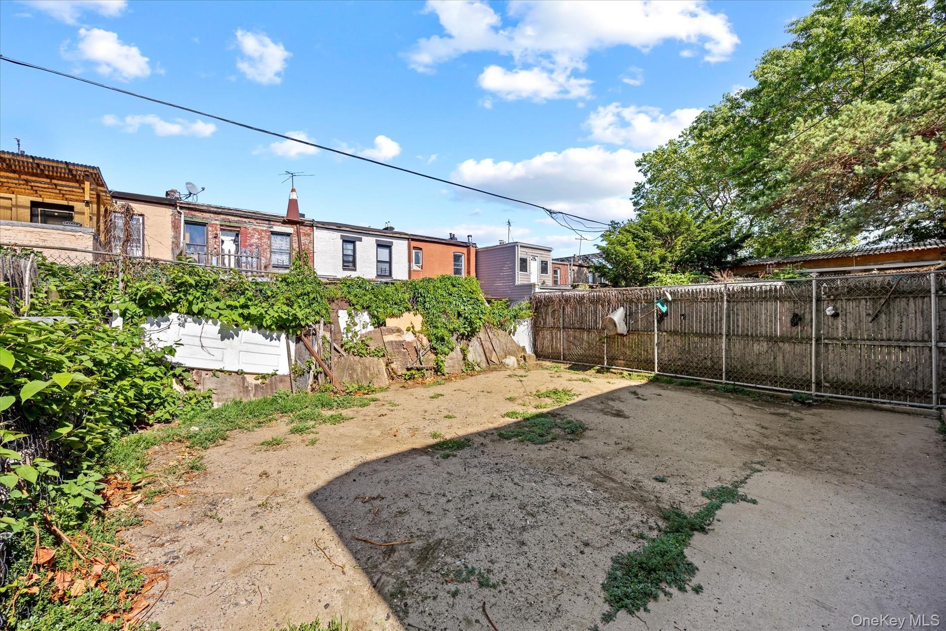 309 Logan Street Property Photo 25