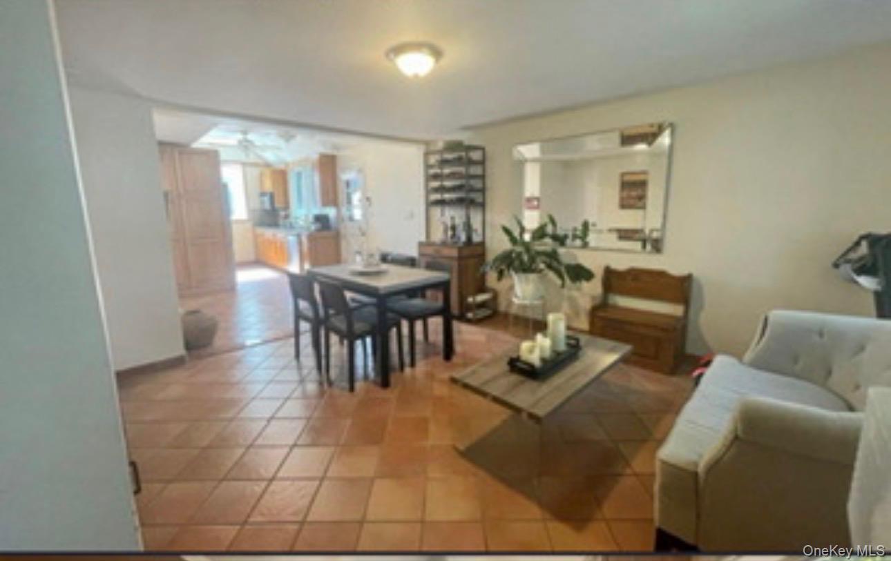 390 Atlantic Avenue Property Photo 7