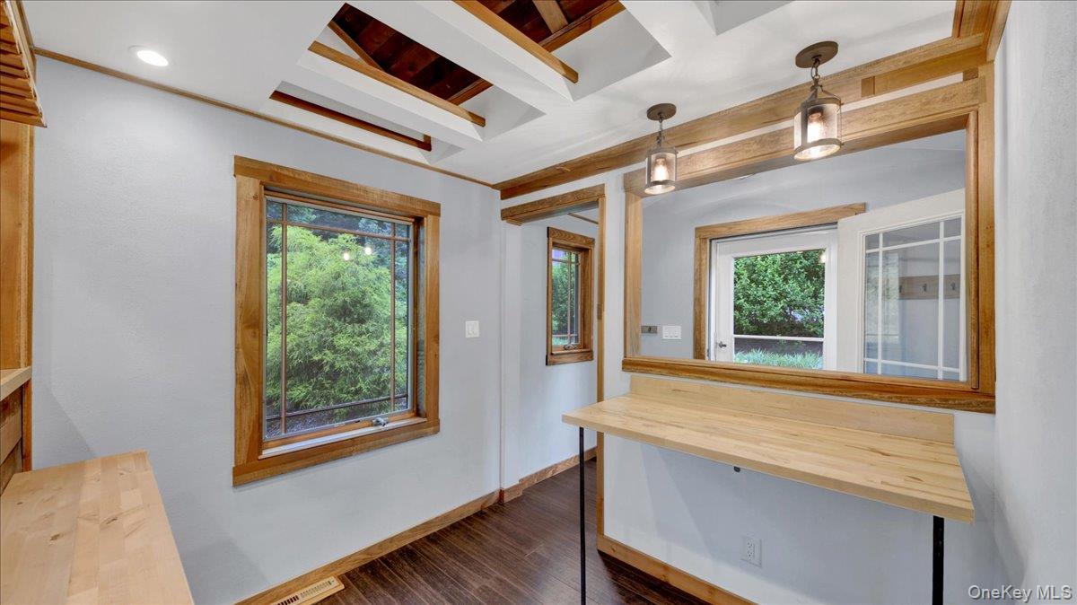 6 Deer Trail Property Photo 8