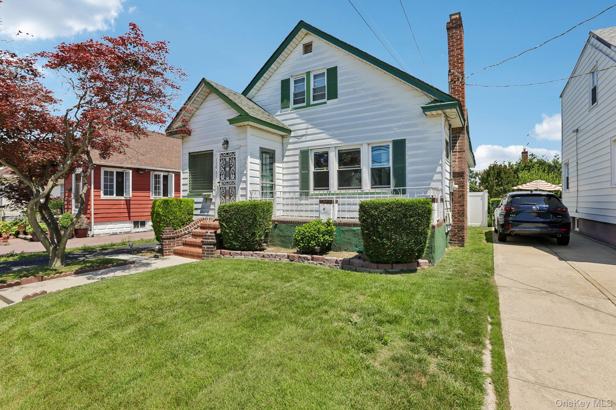 136-31 243rd Street Property Photo 2