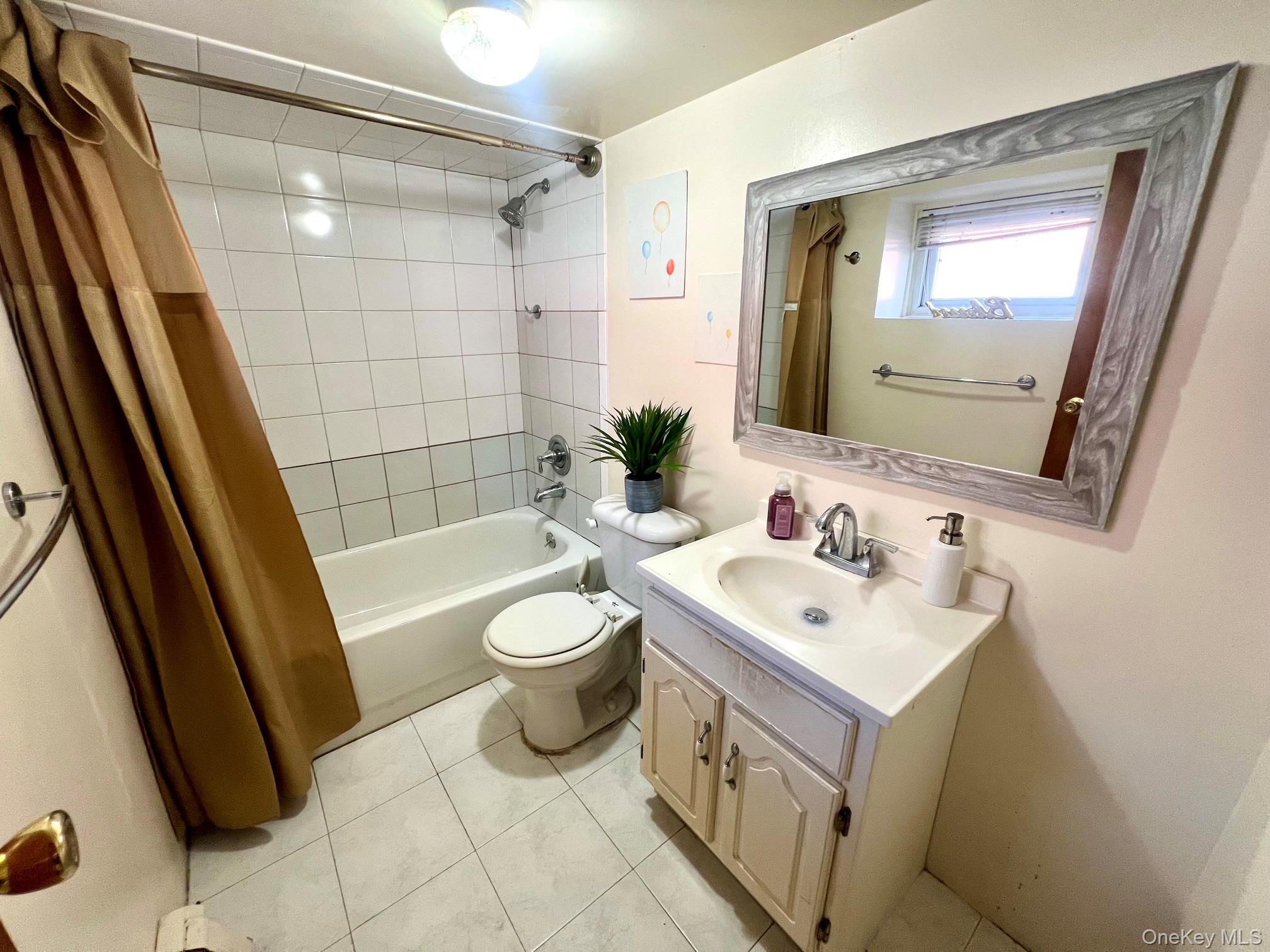 136-31 243rd Street Property Photo 22