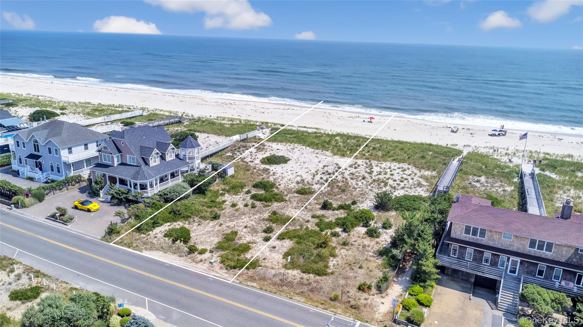 699 Dune Road Property Photo 2