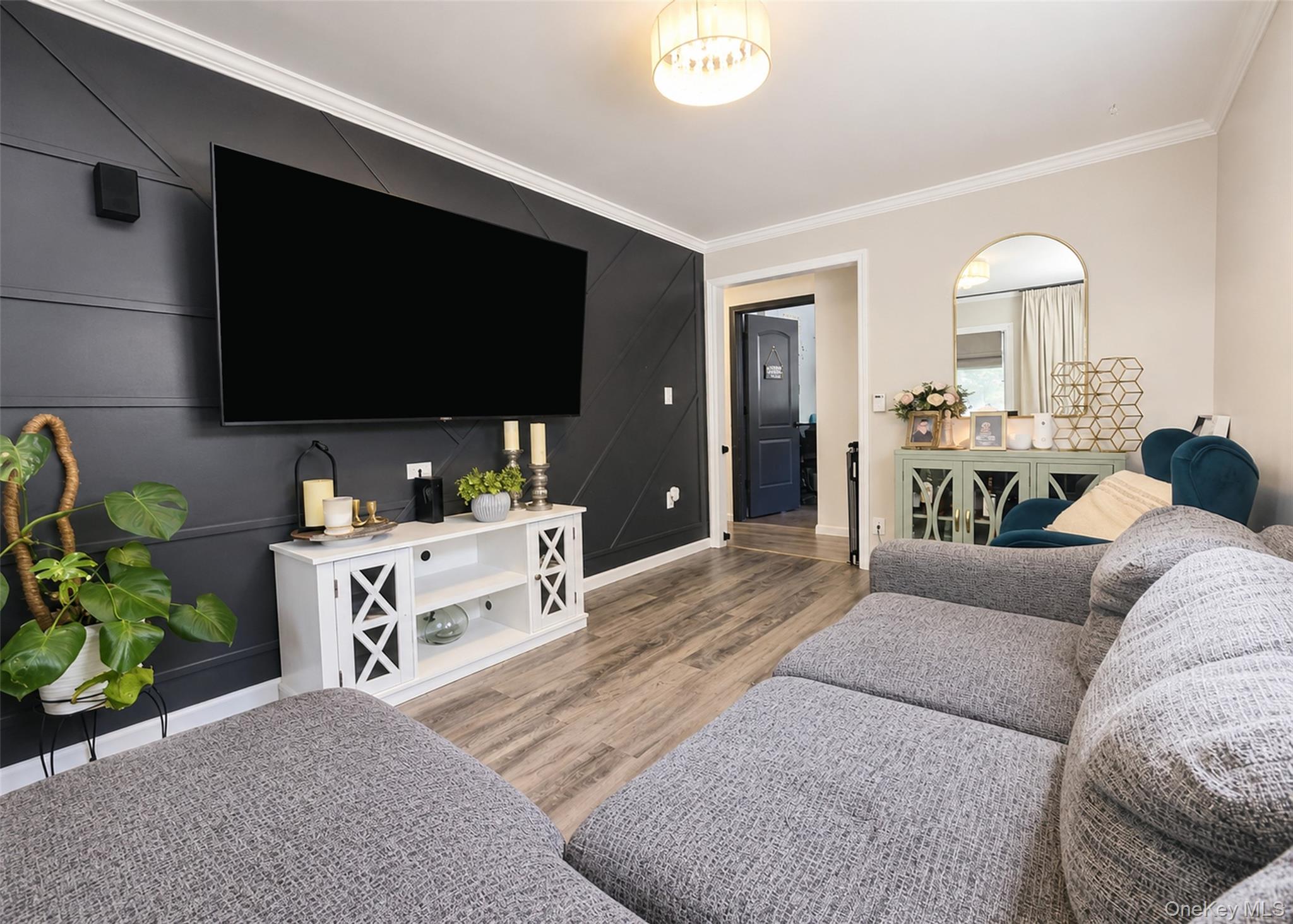 348 Furrows Road Property Photo 12