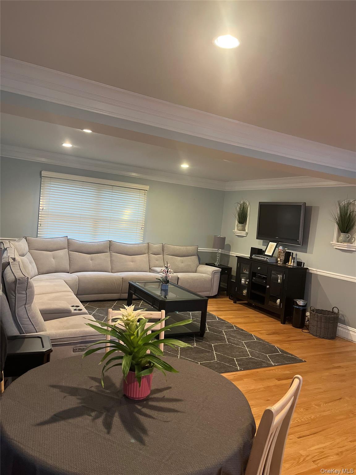 254 Park Avenue Property Photo 7