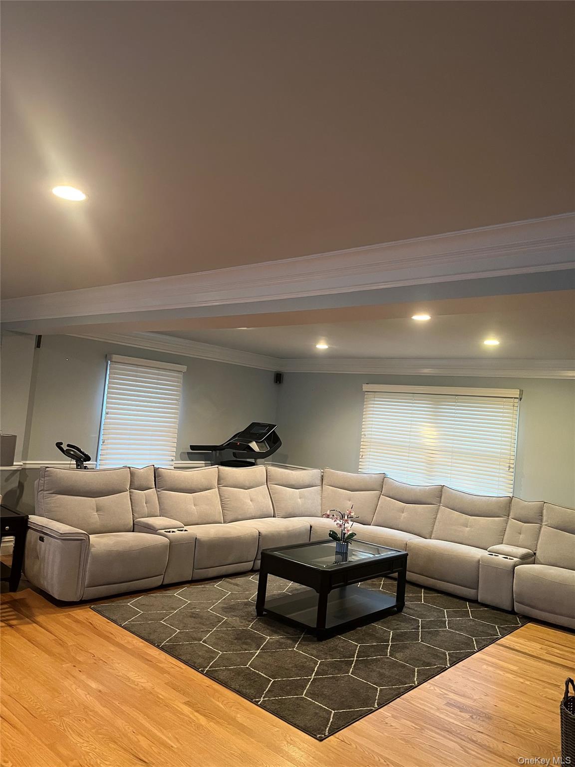 254 Park Avenue Property Photo 8