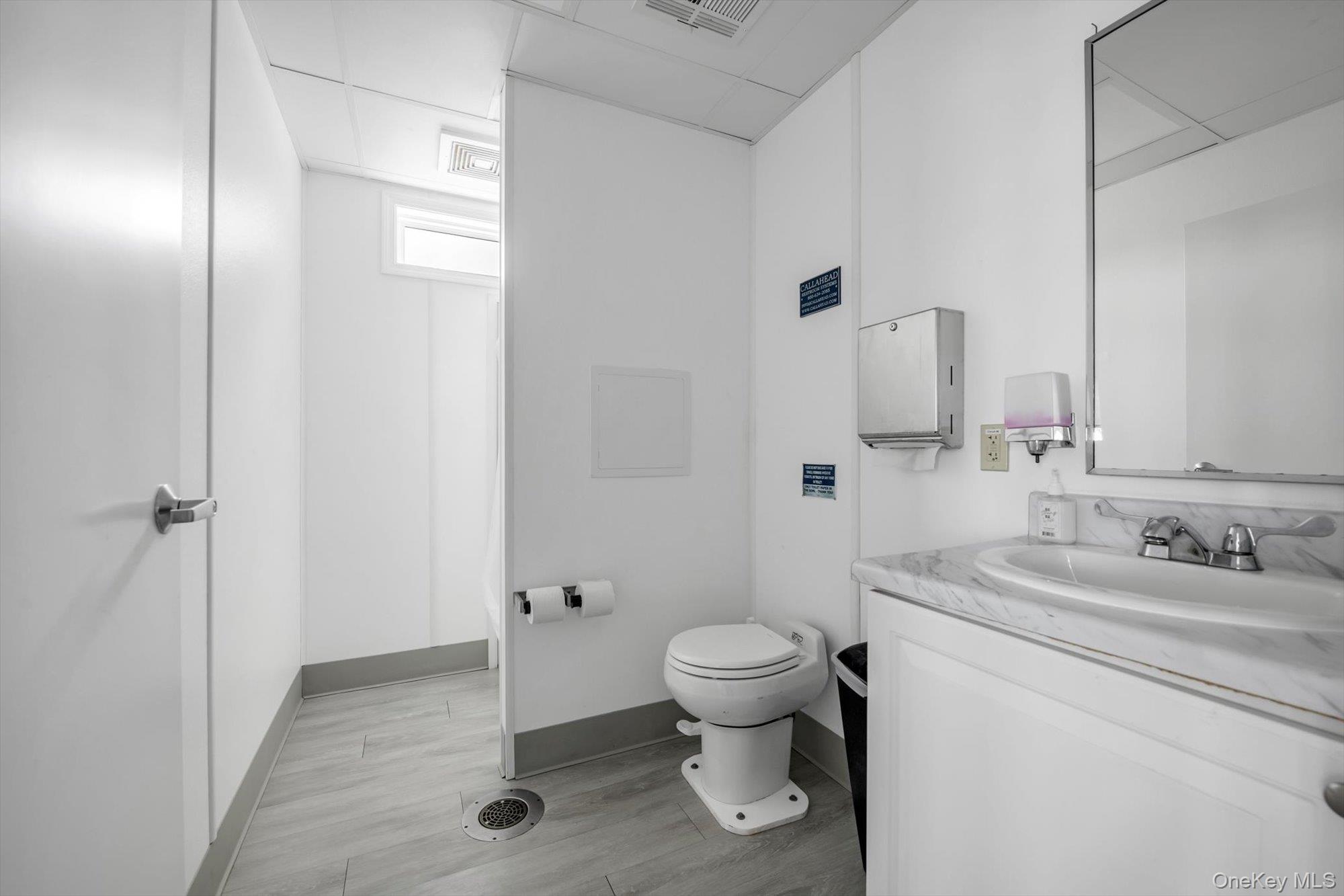 148 City Island Avenue #e-21 Property Photo 11