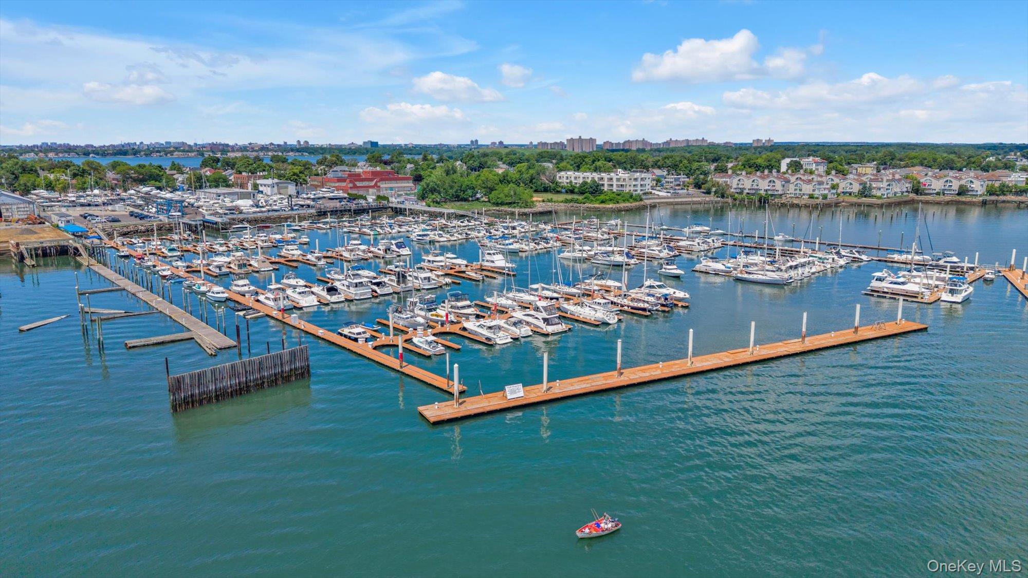 148 City Island Avenue #e-21 Property Photo 15