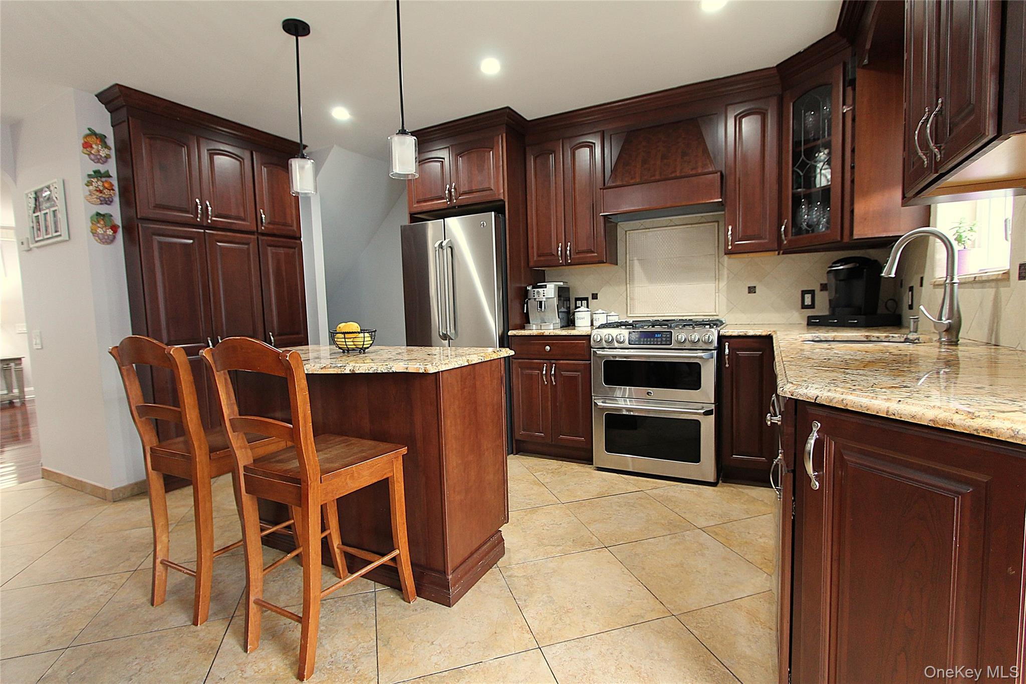 65-26 79th Street Property Photo 8