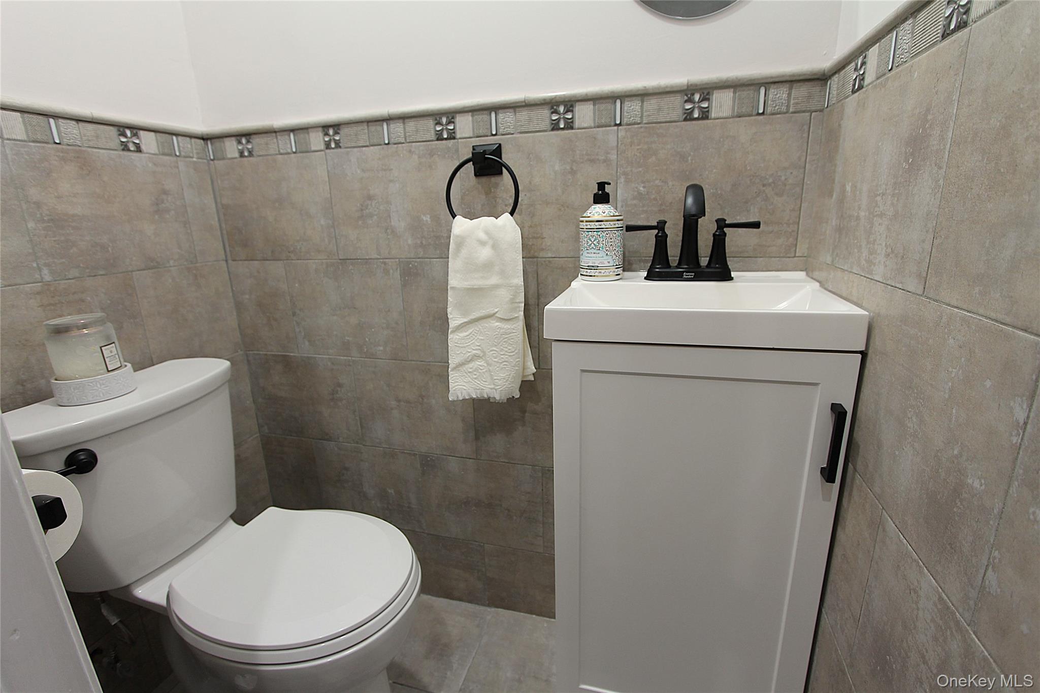 65-26 79th Street Property Photo 9