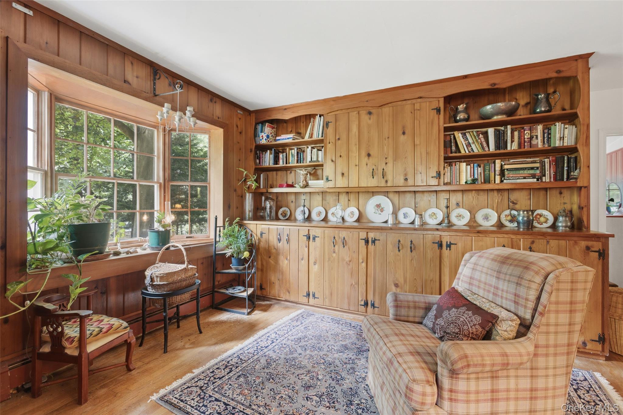 586 New Hempstead Road Property Photo 8