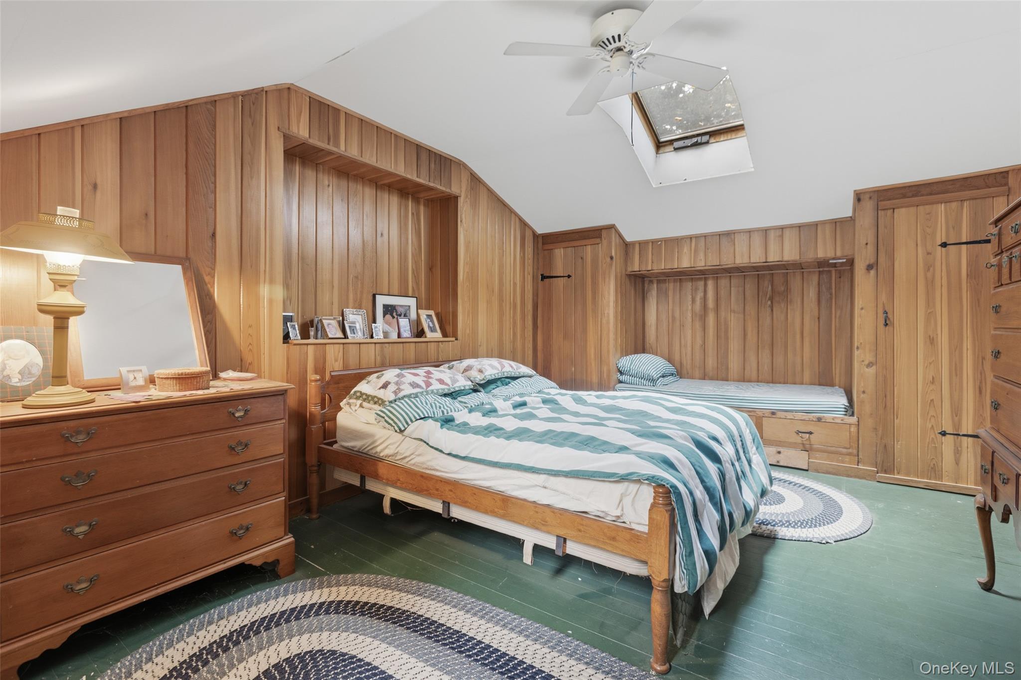 586 New Hempstead Road Property Photo 27