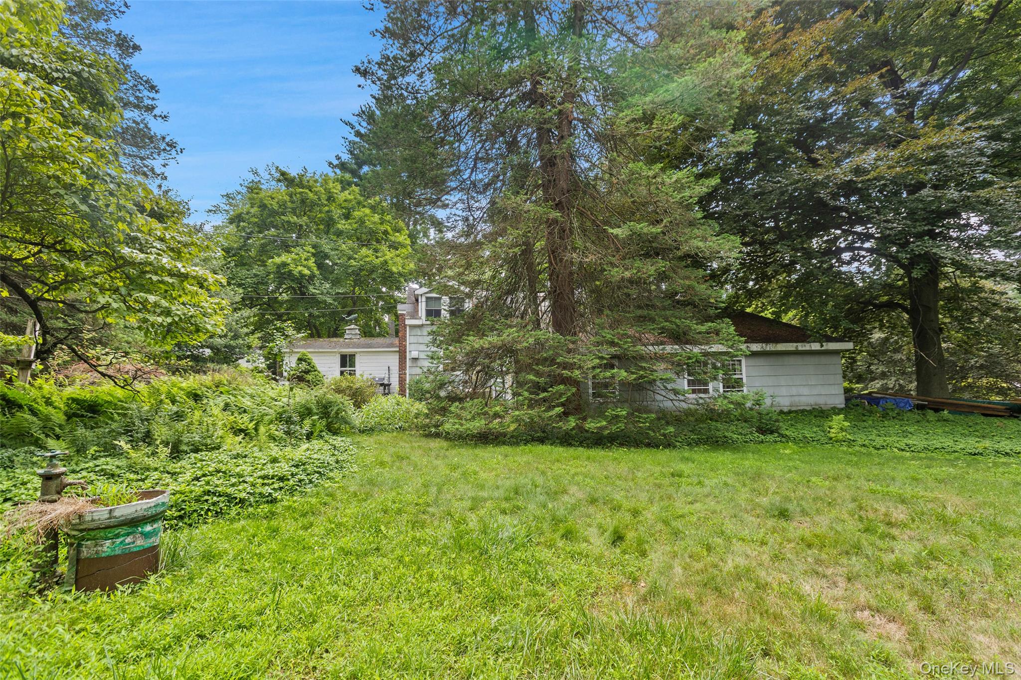 586 New Hempstead Road Property Photo 37