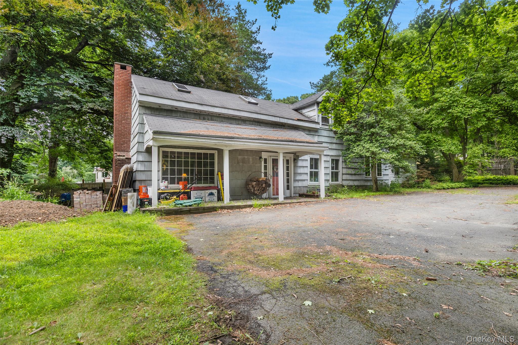586 New Hempstead Road Property Photo 39