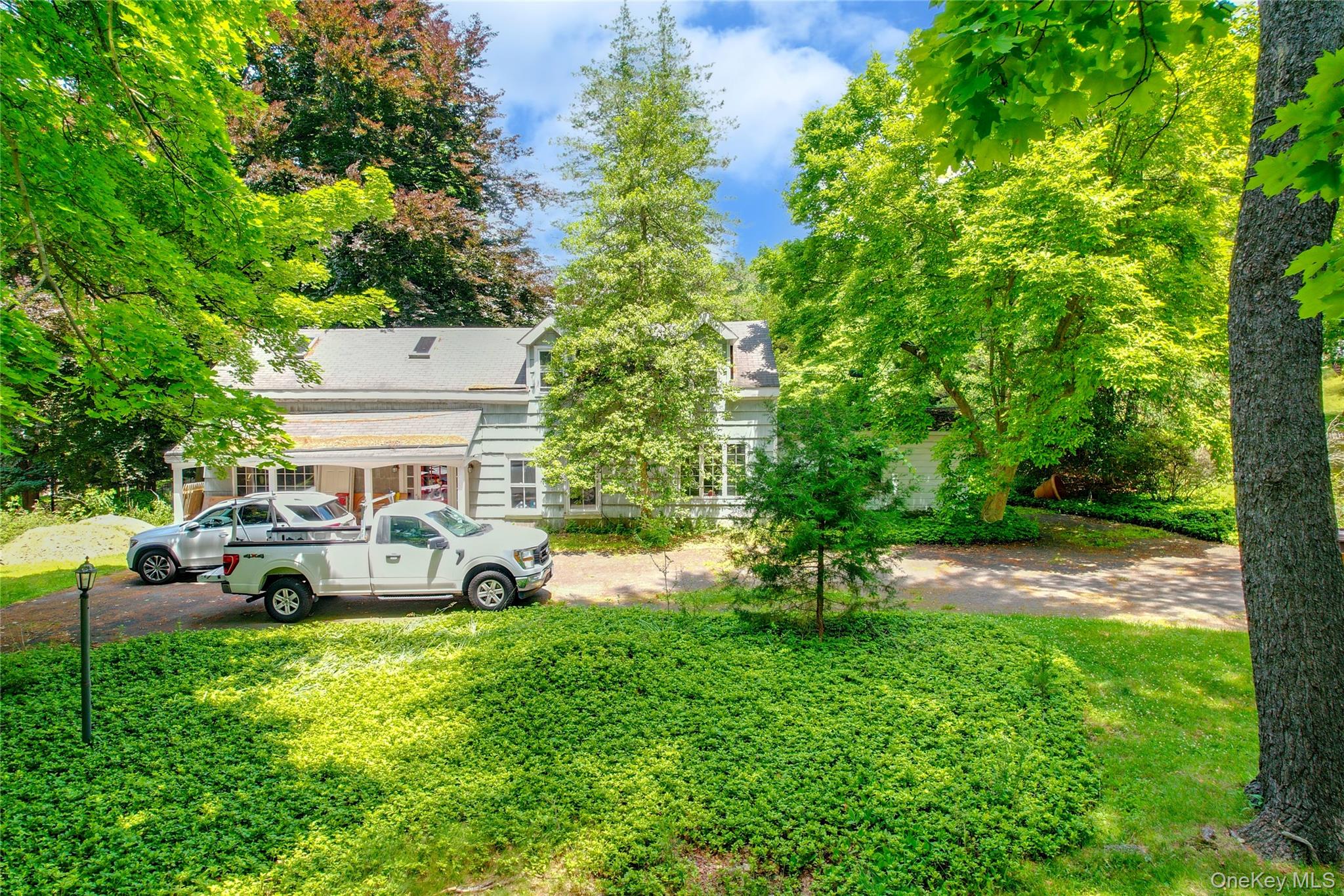 586 New Hempstead Road Property Photo 41