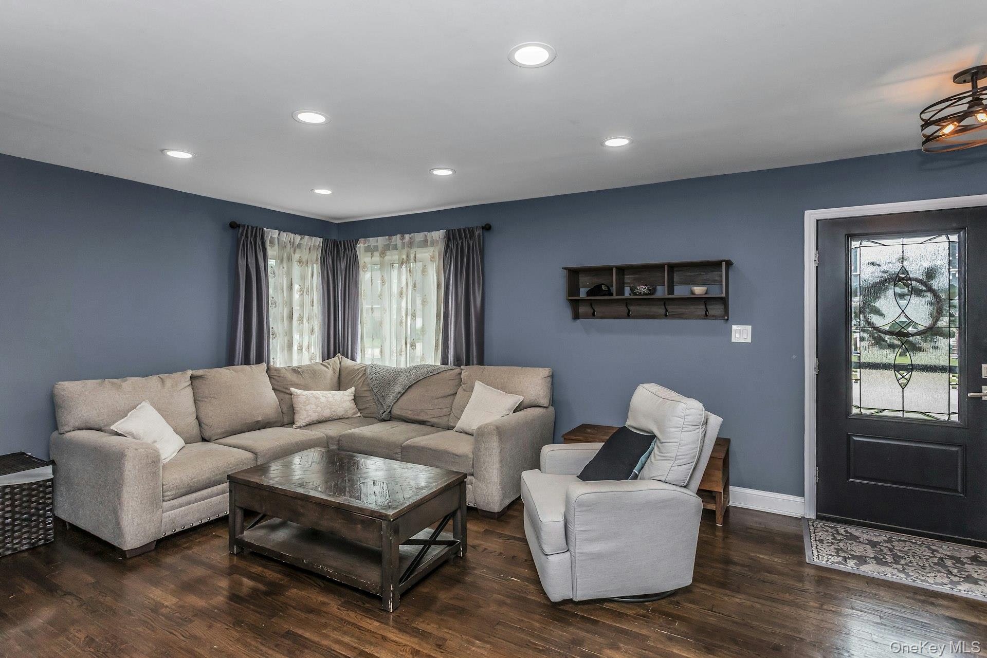 9 Pompano Lane Property Photo 4