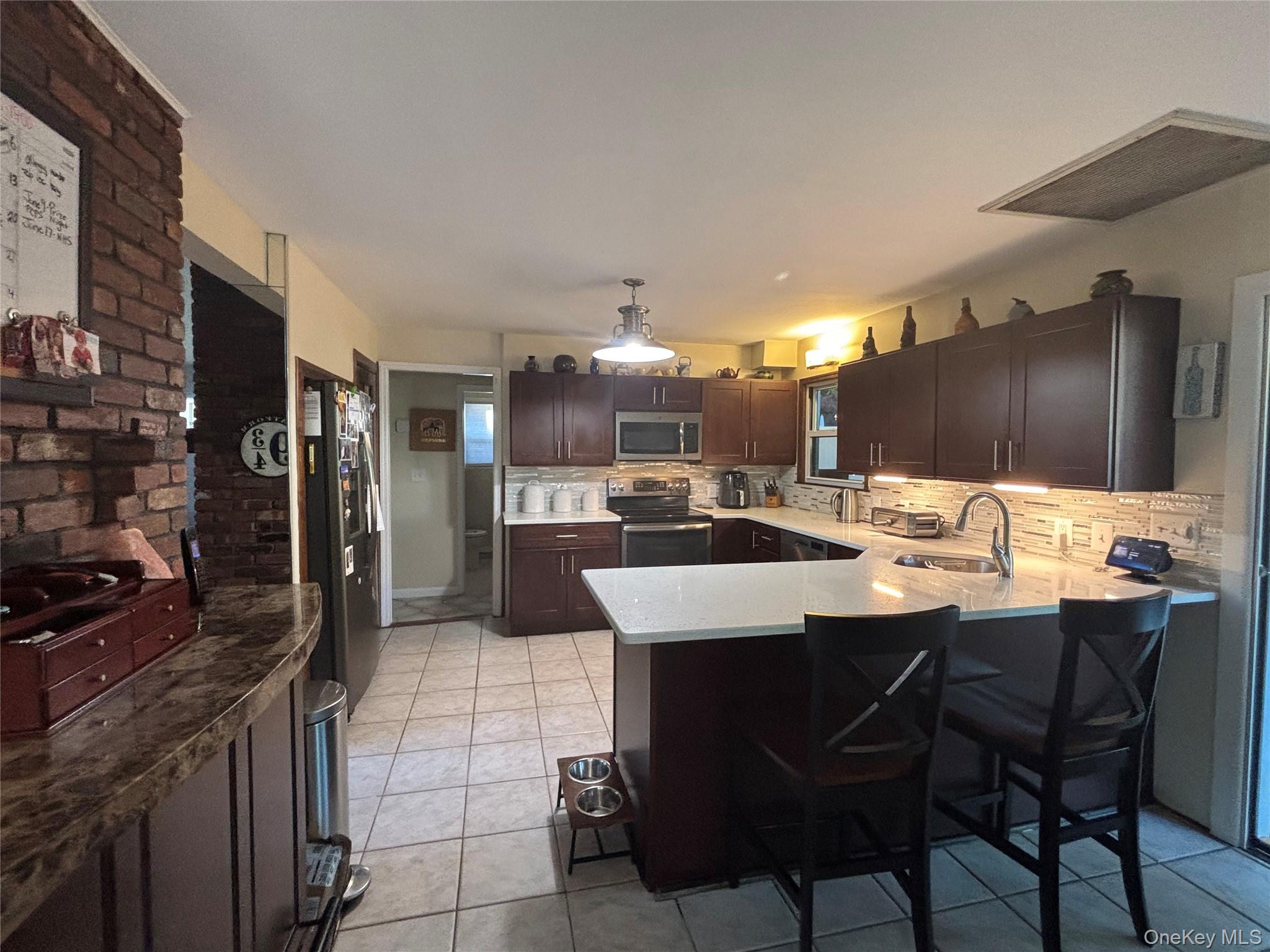 42 Bennett Avenue Property Photo 9