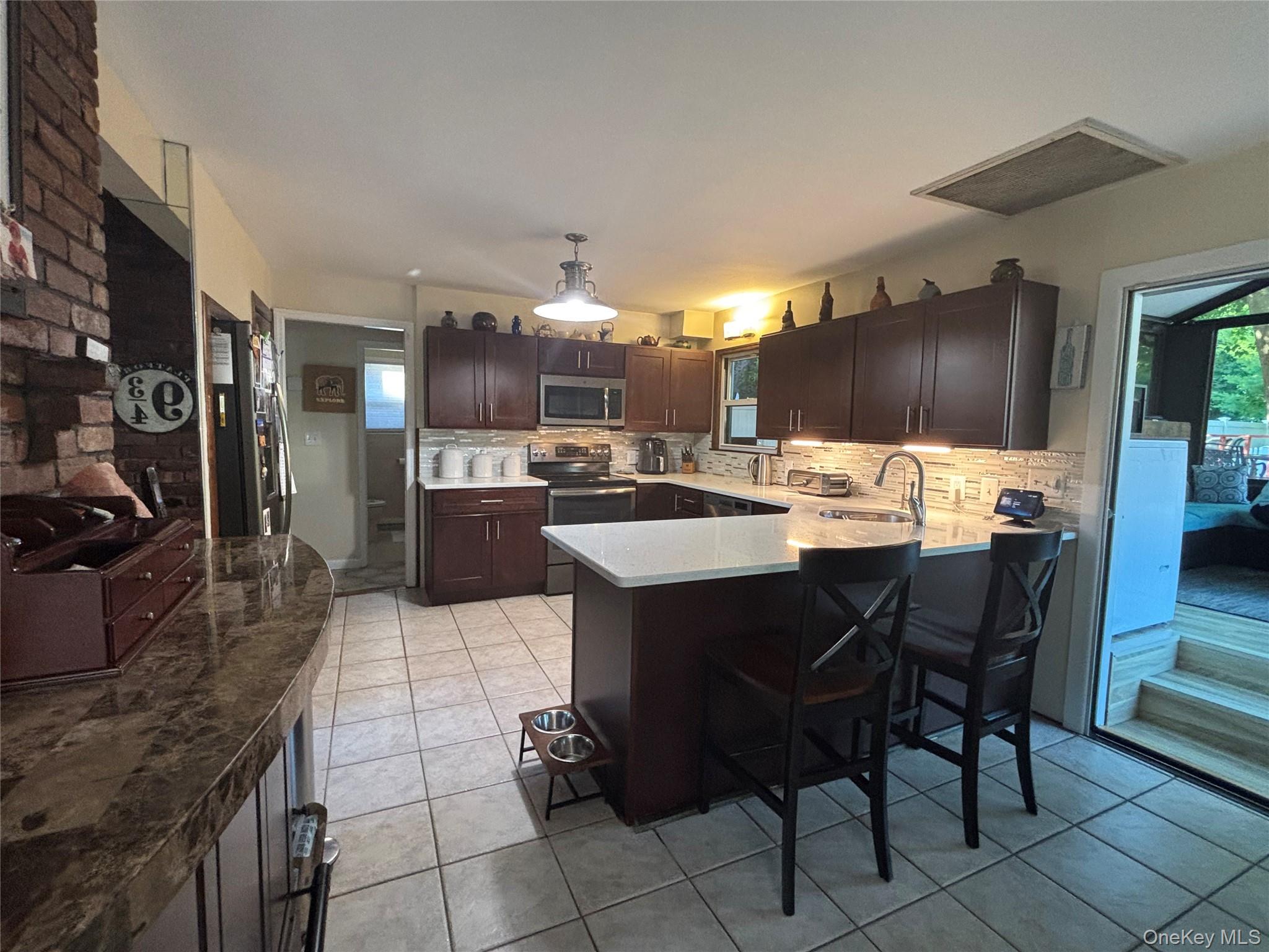 42 Bennett Avenue Property Photo 10