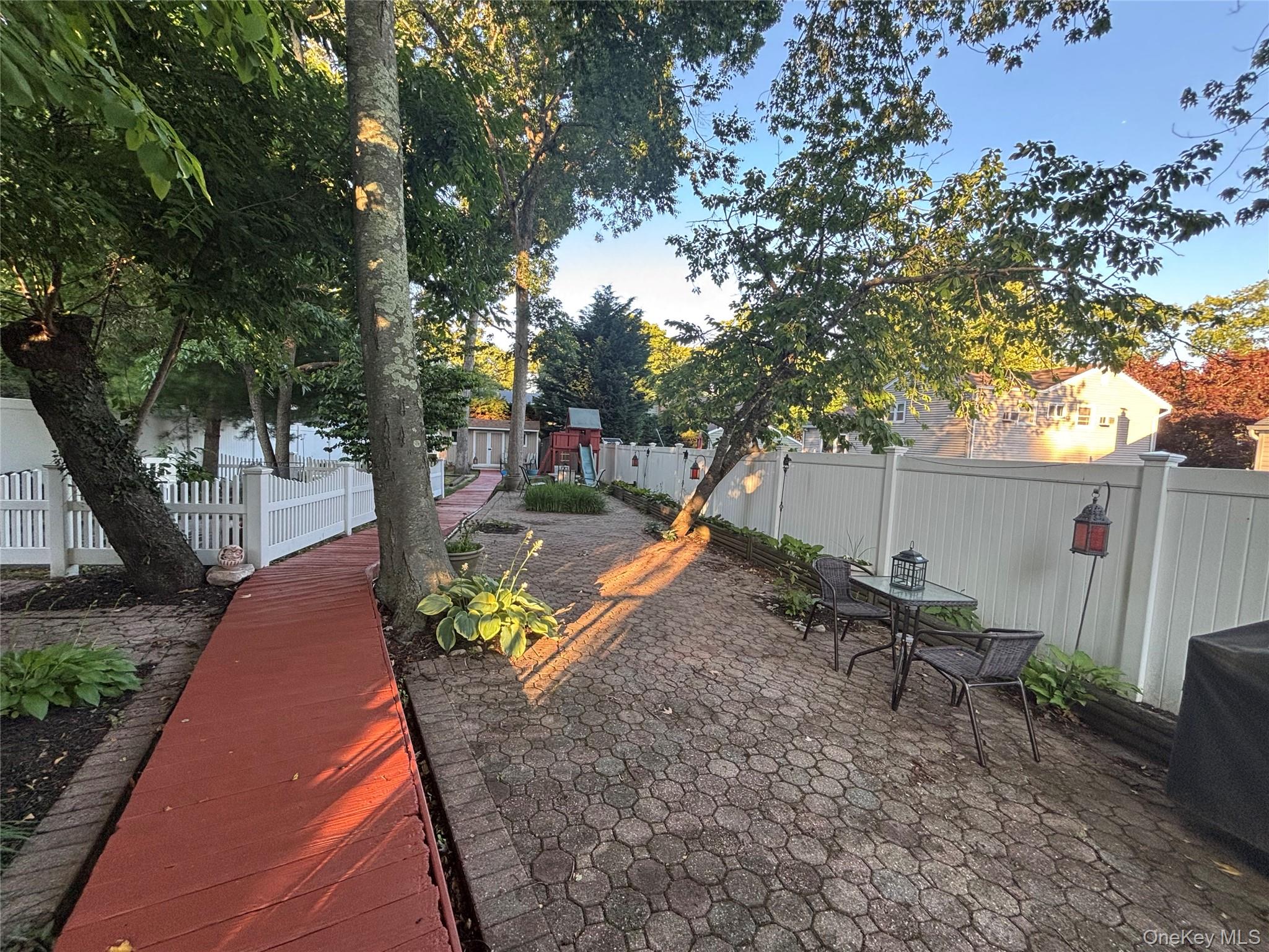 42 Bennett Avenue Property Photo 35