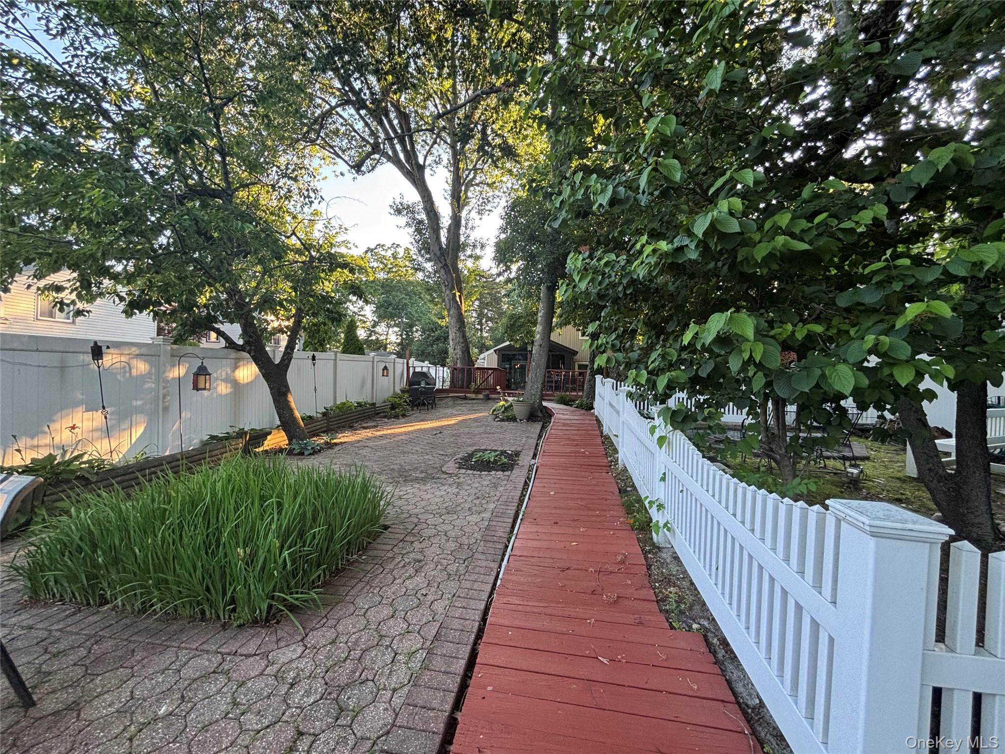 42 Bennett Avenue Property Photo 42