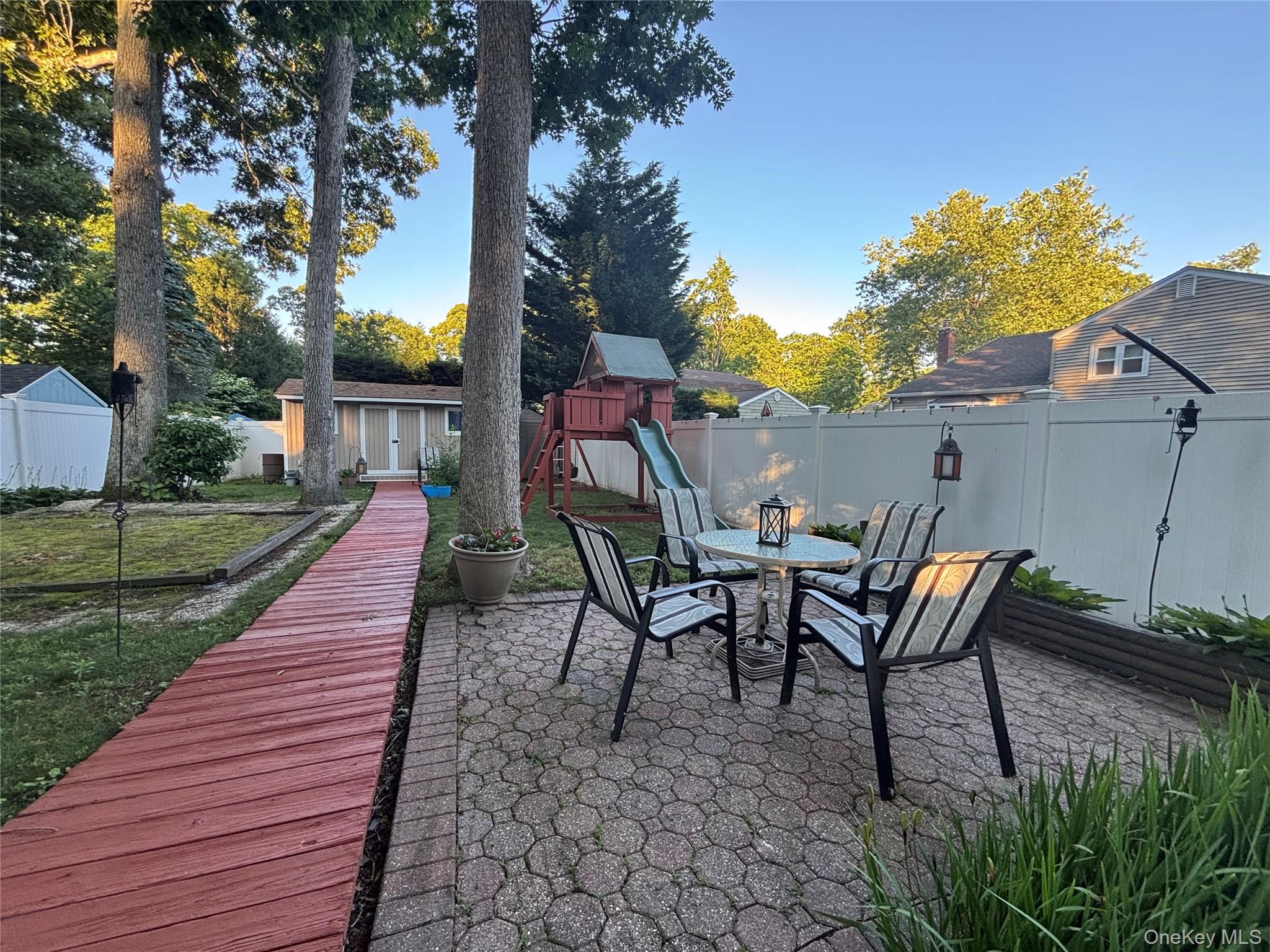 42 Bennett Avenue Property Photo 46