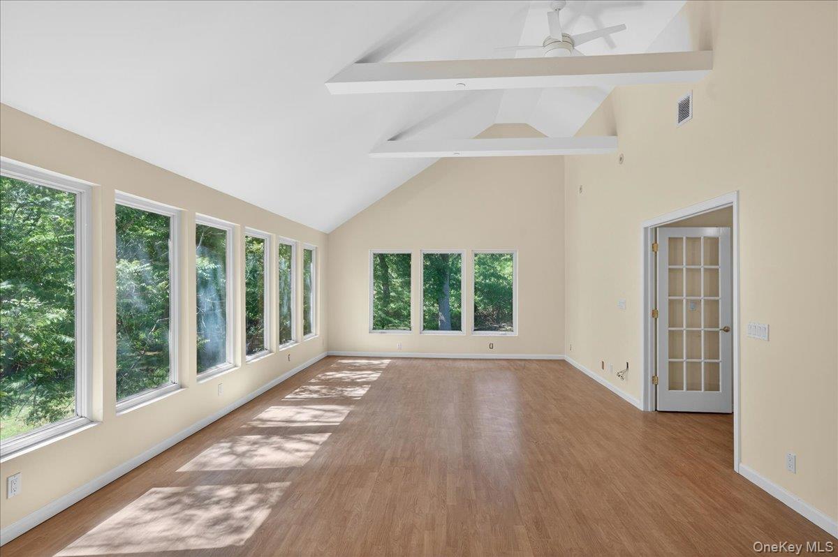 52 Victory Avenue Property Photo 2