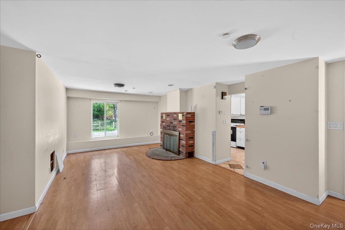 52 Victory Avenue Property Photo 9