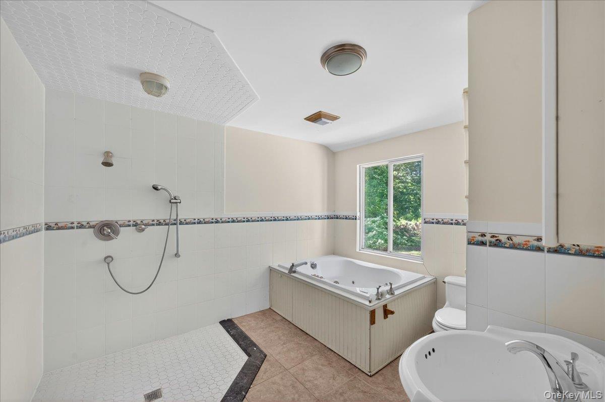 52 Victory Avenue Property Photo 14