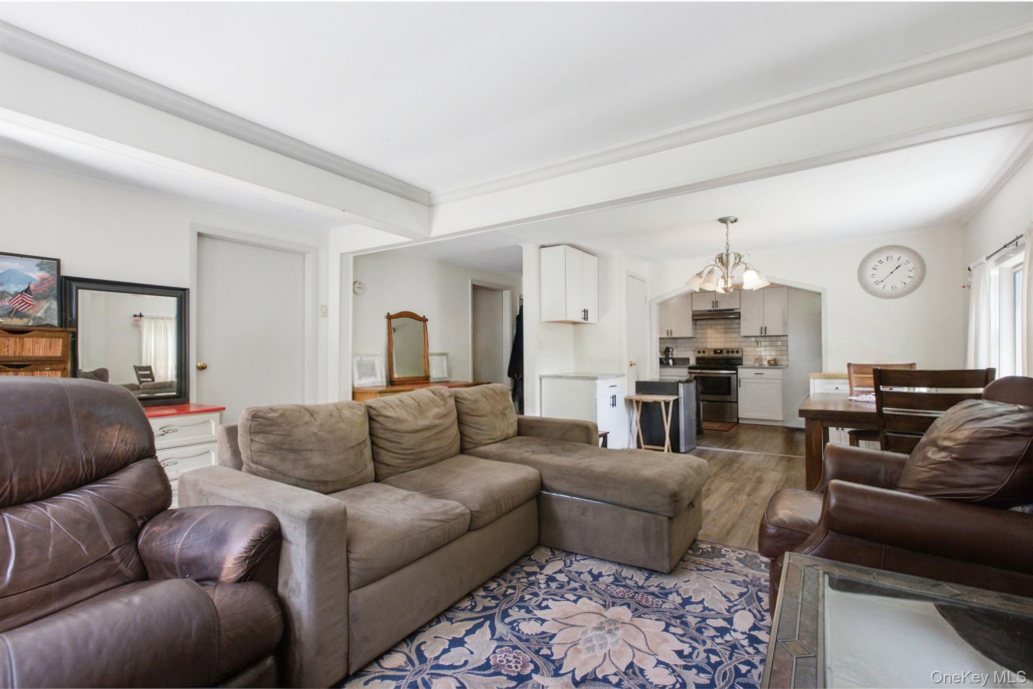 123 Haviland Drive Property Photo 10