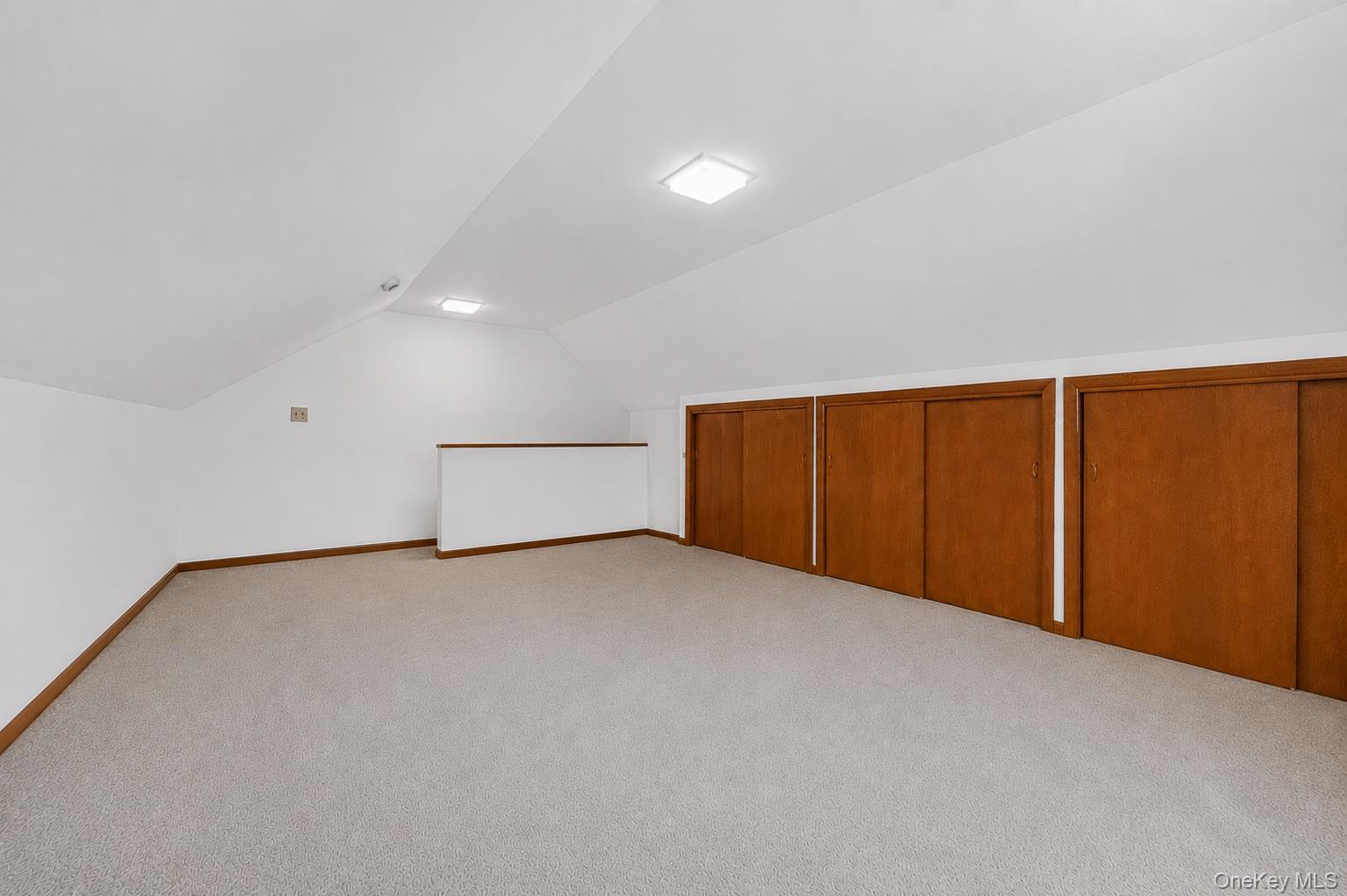 206 Midland Avenue Property Photo 18