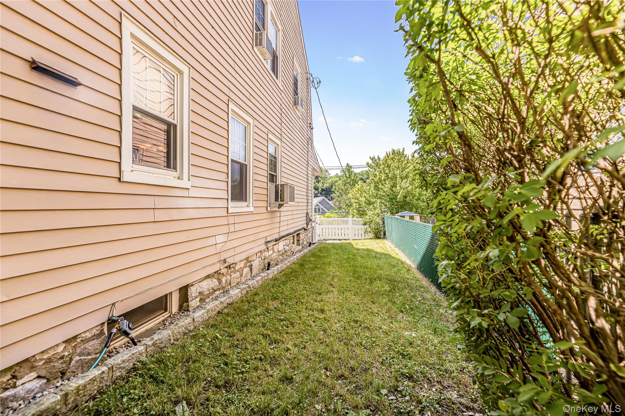 206 Midland Avenue Property Photo 23