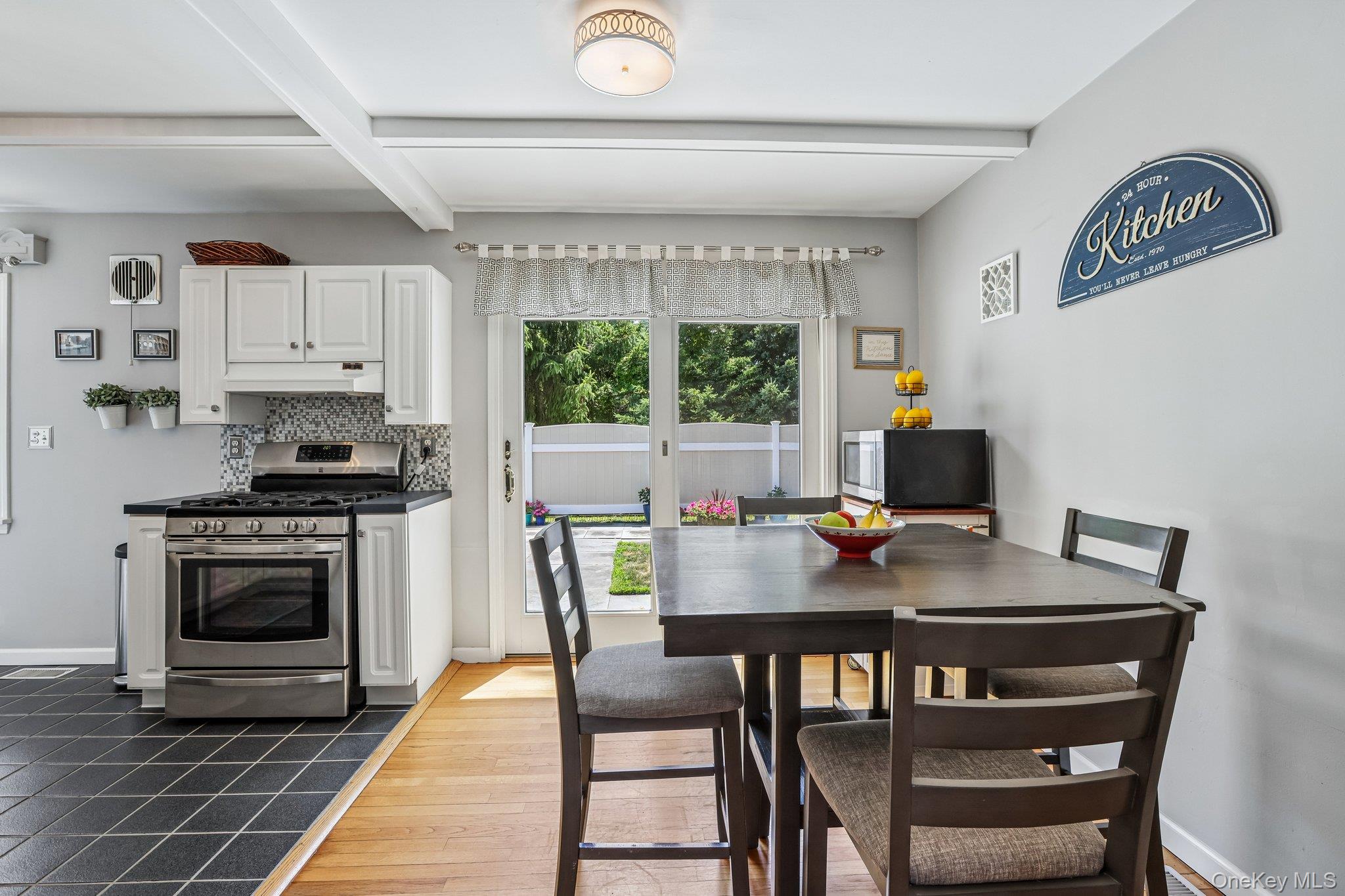 11 Claire Ann Drive Property Photo 12