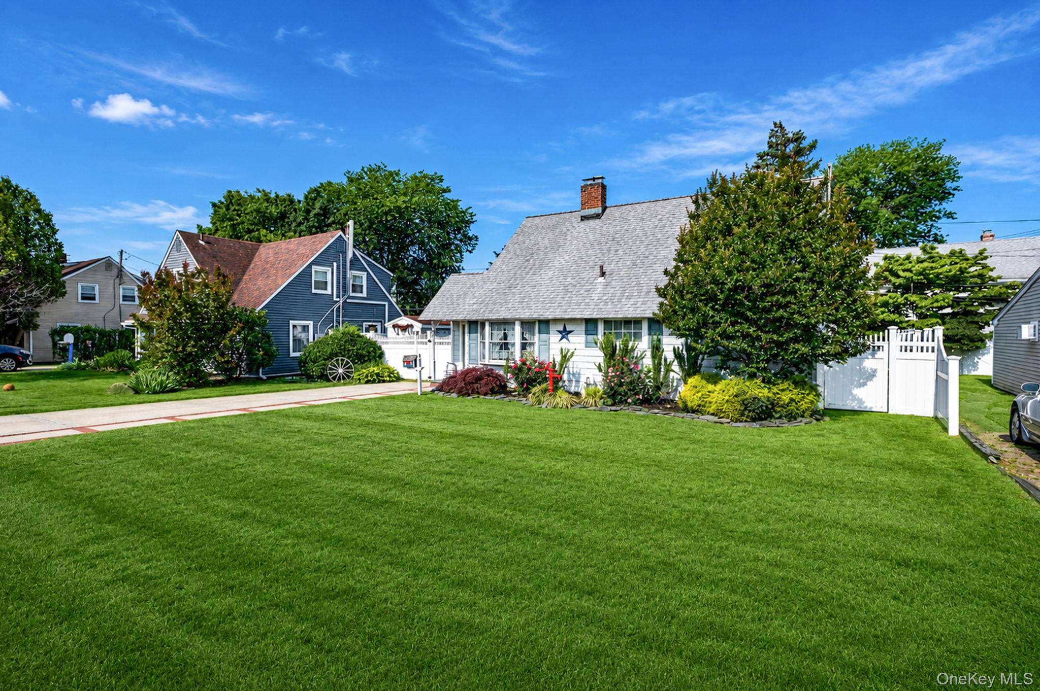 10 Flock Lane Property Photo 3