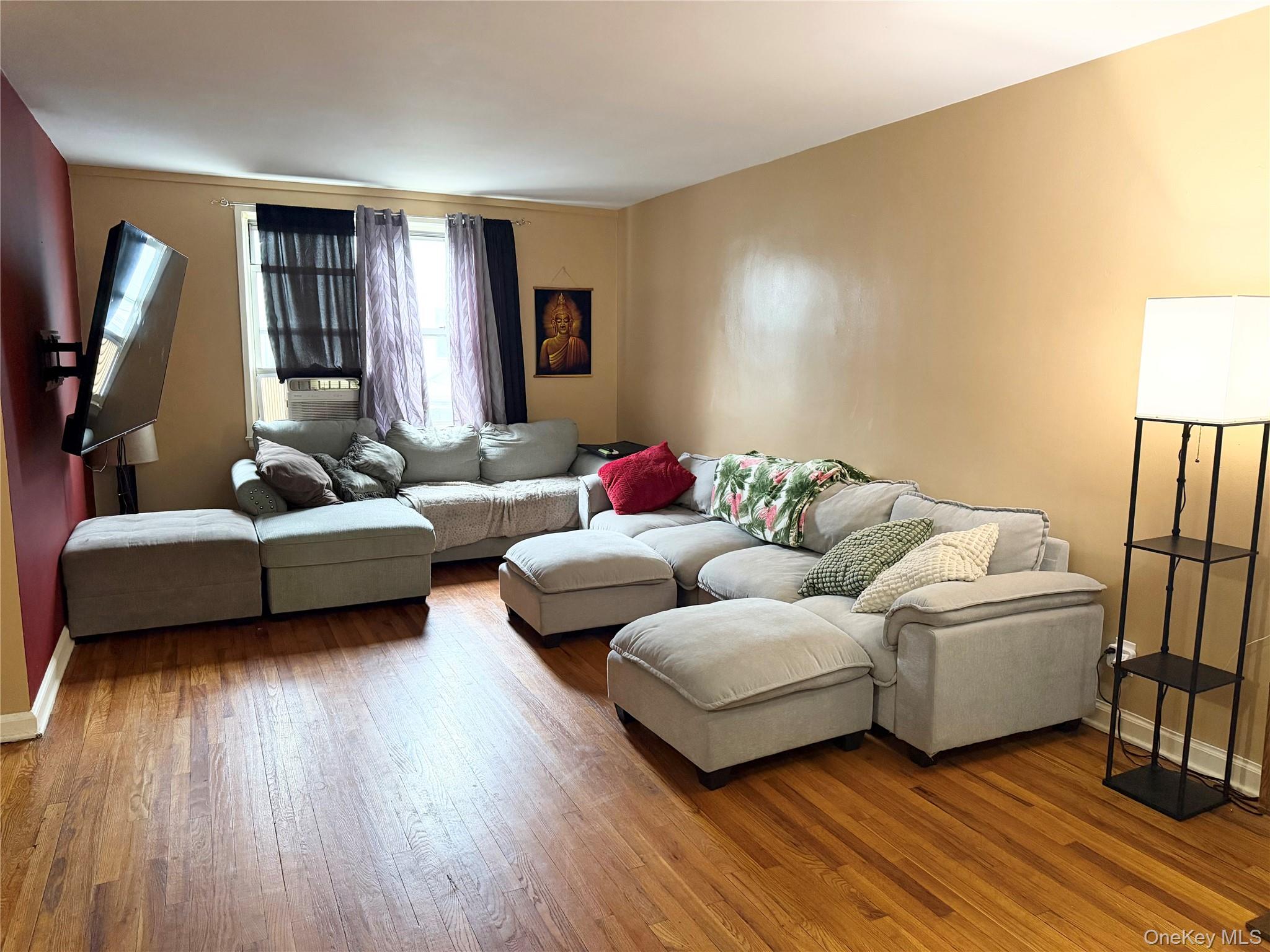 41 Point Street 3b Property Photo 2