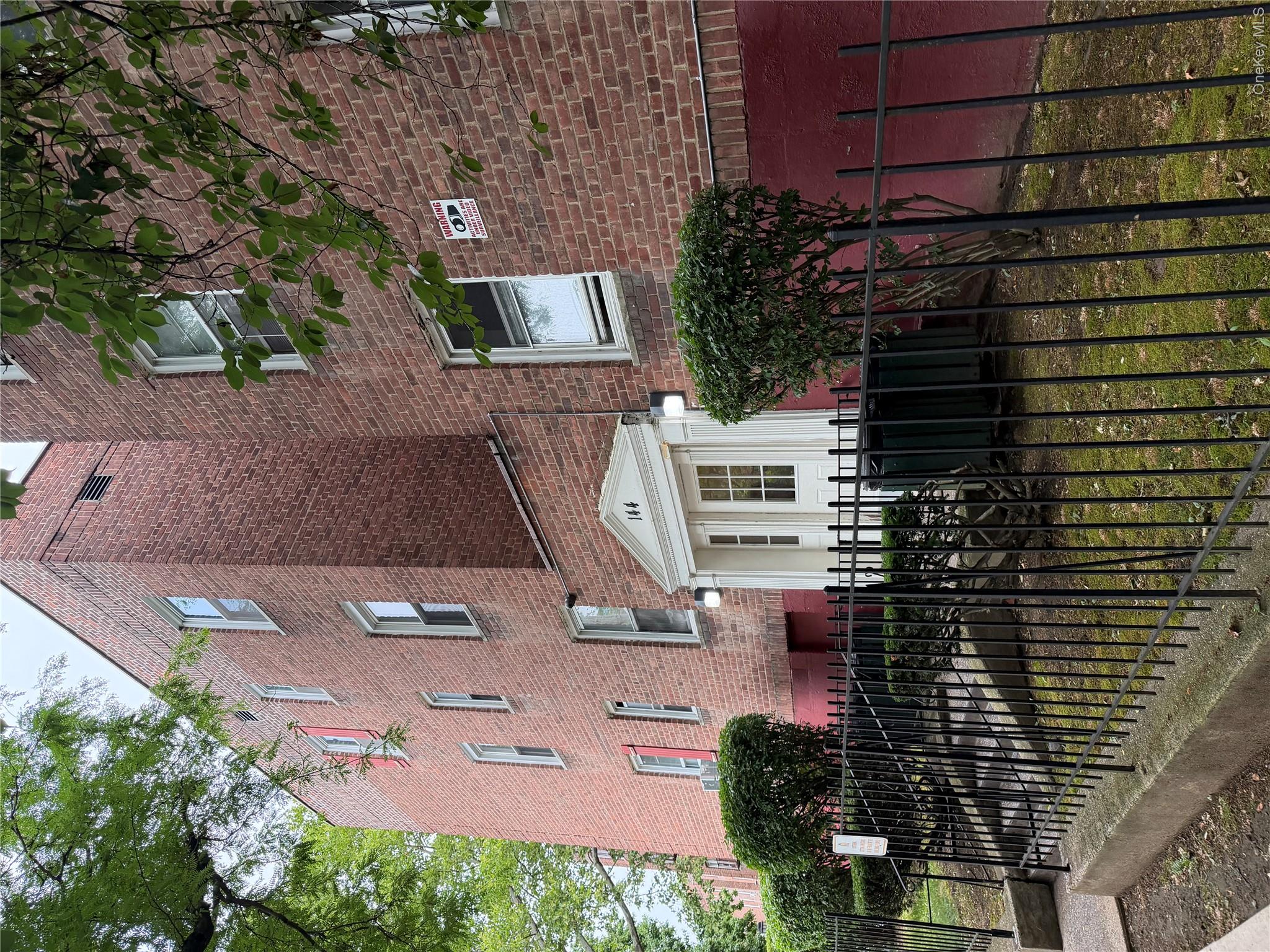 41 Point Street 3b Property Photo 15