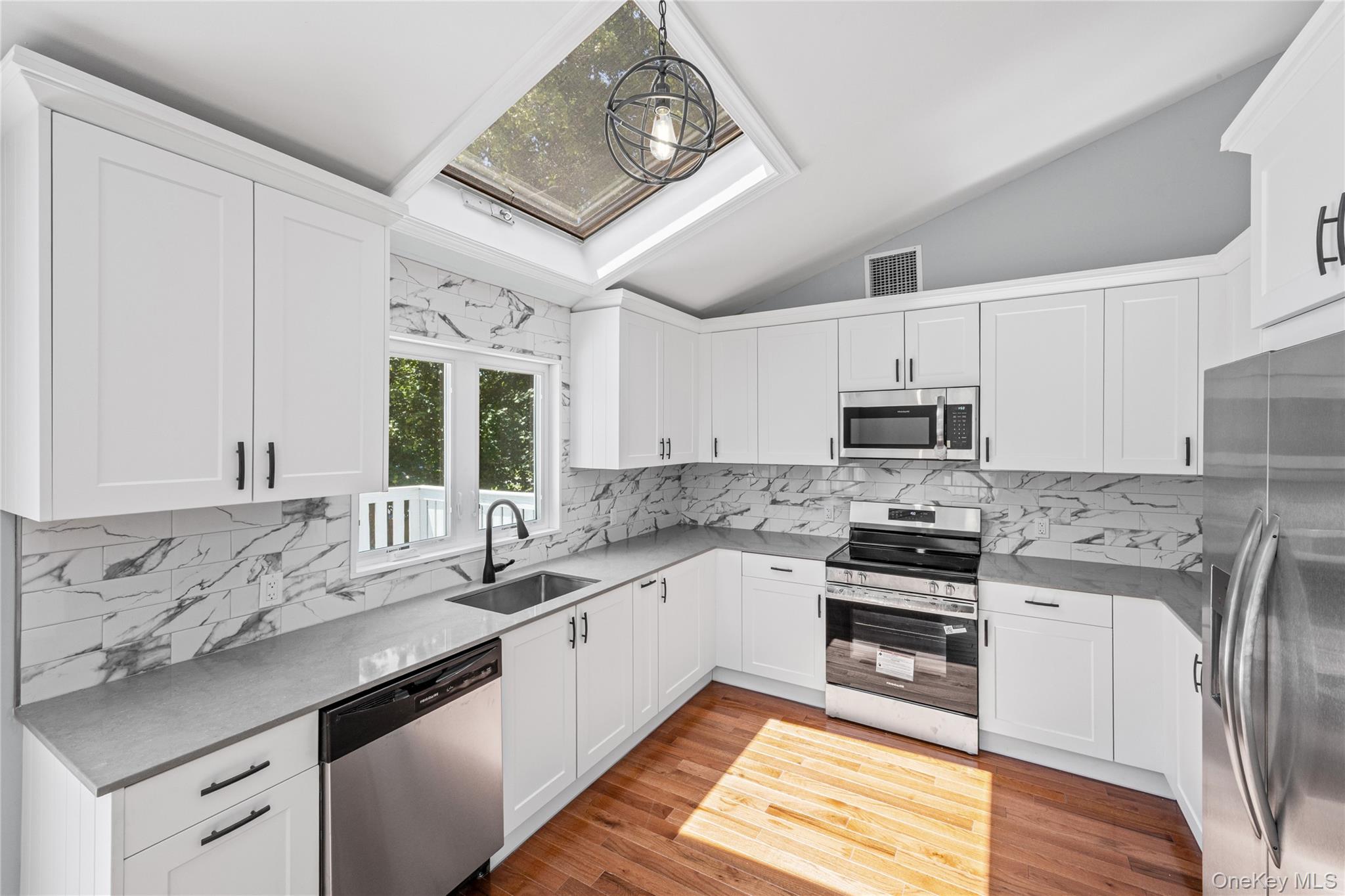 34 John Street Property Photo 15