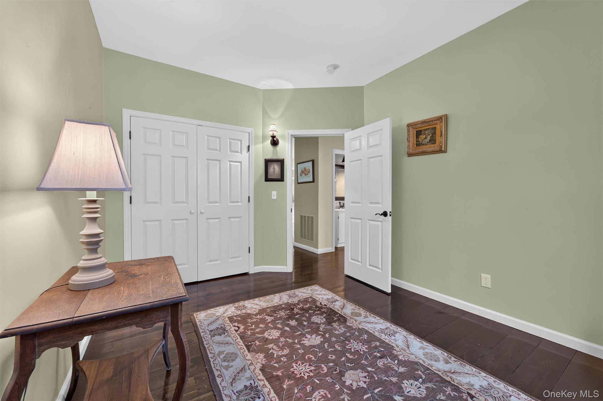 708 Kossuth Place Property Photo 22