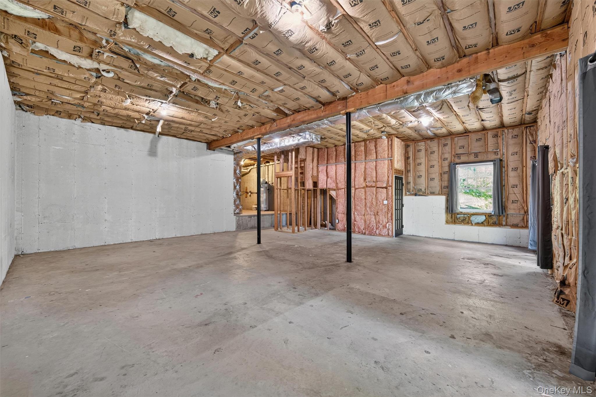 708 Kossuth Place Property Photo 29