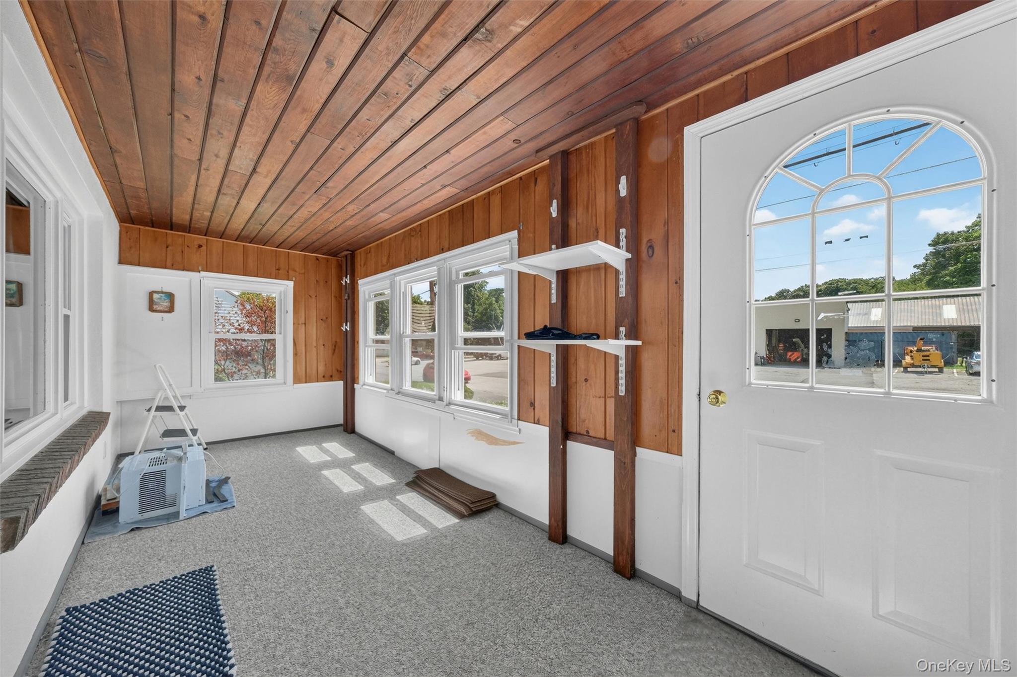 221 1st Street Property Photo 8