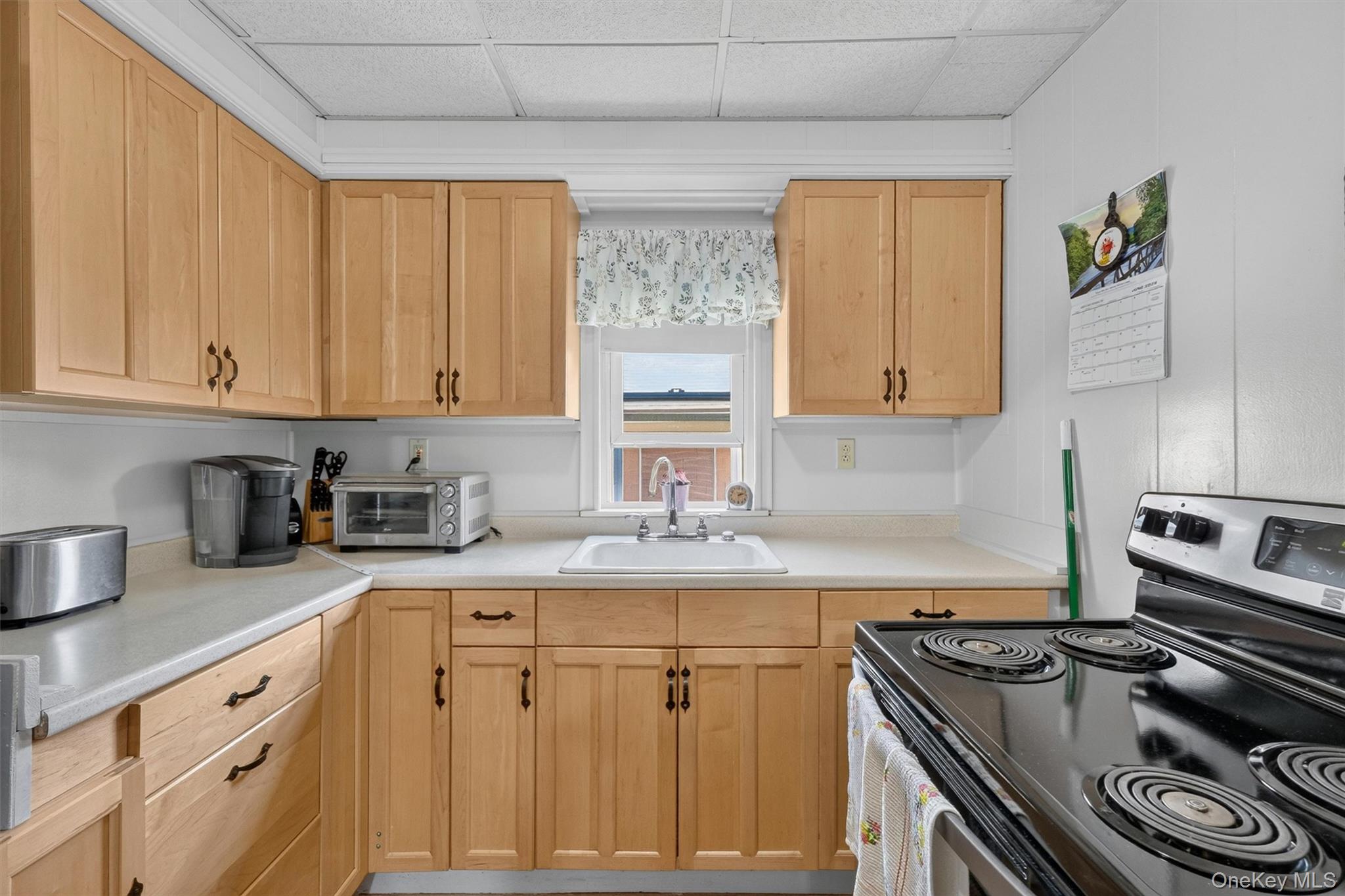 221 1st Street Property Photo 12