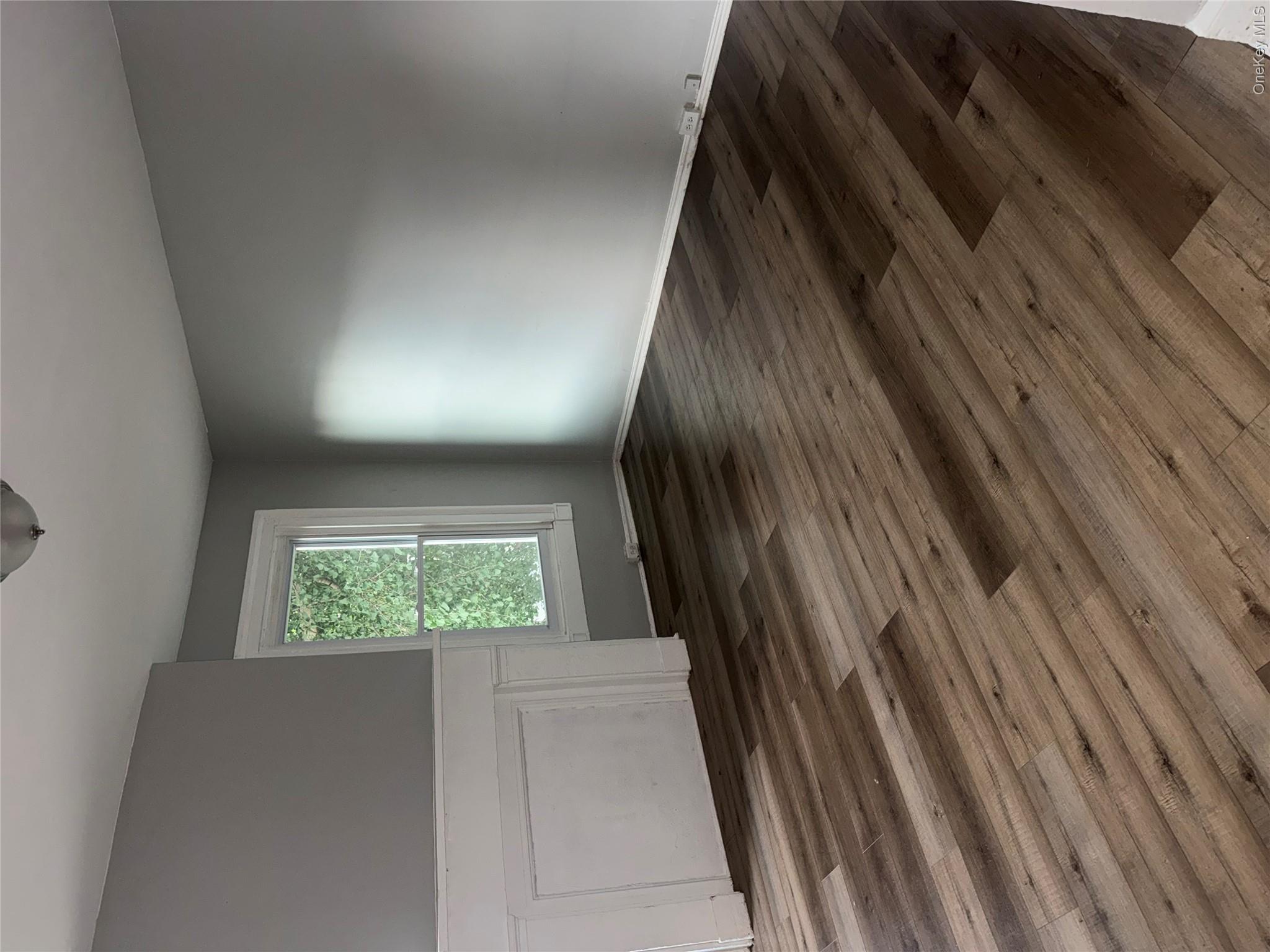 60 Noxon Street Property Photo 11