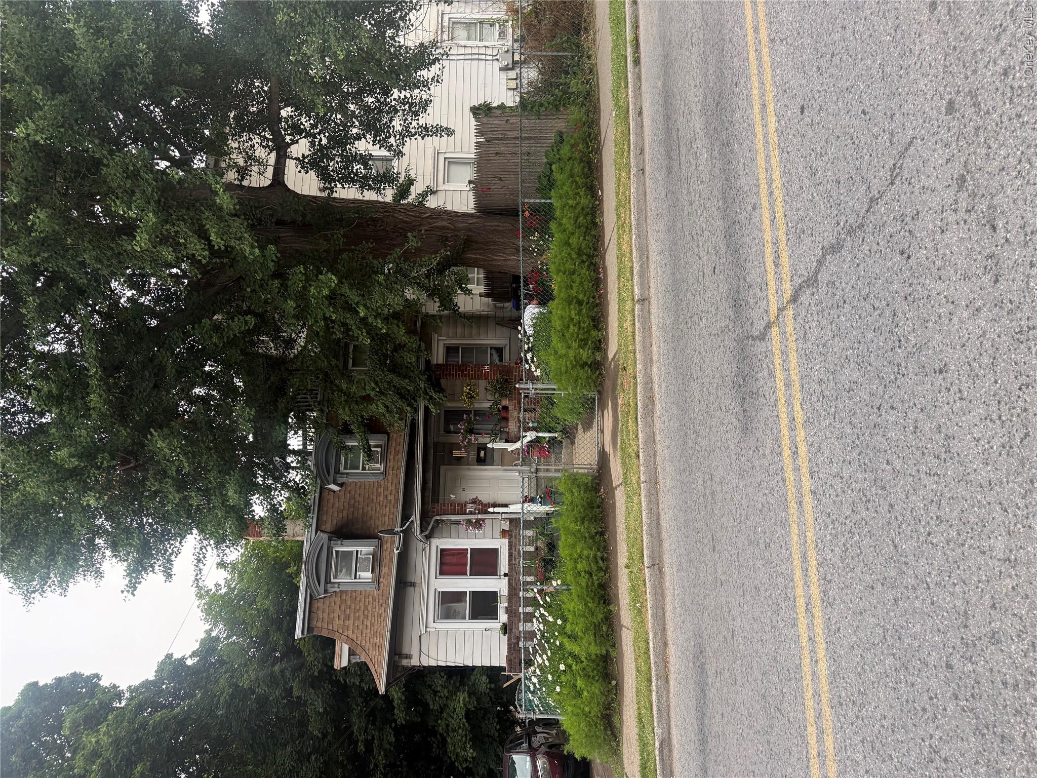 60 Noxon Street Property Photo 12