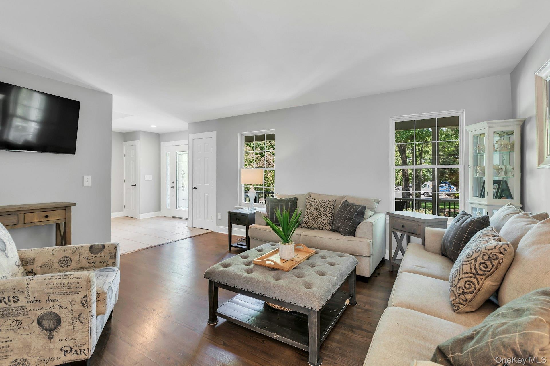 52 Elmhurst Avenue Property Photo 7