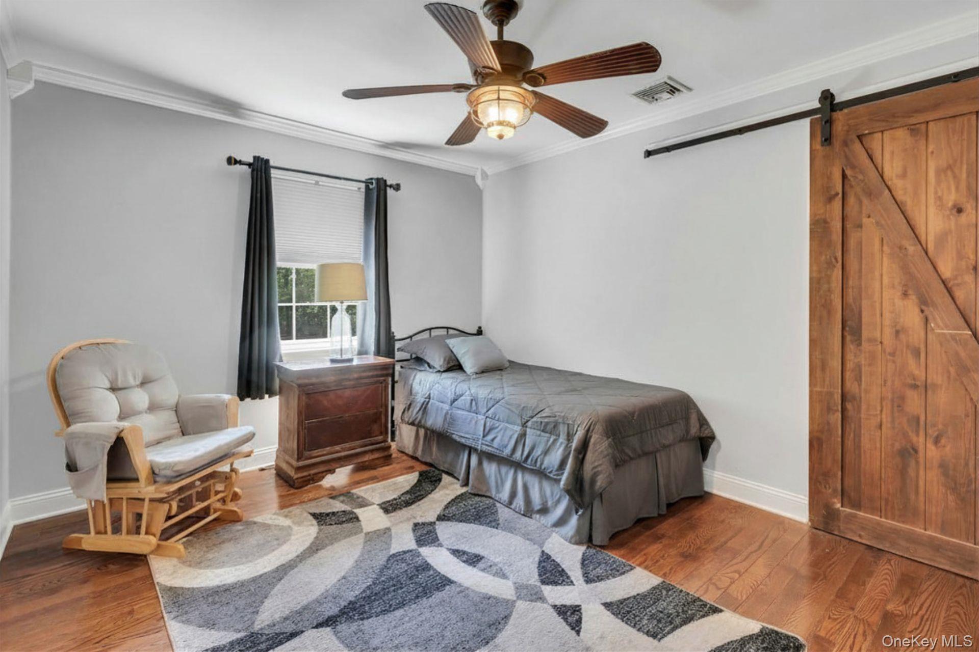 52 Elmhurst Avenue Property Photo 27
