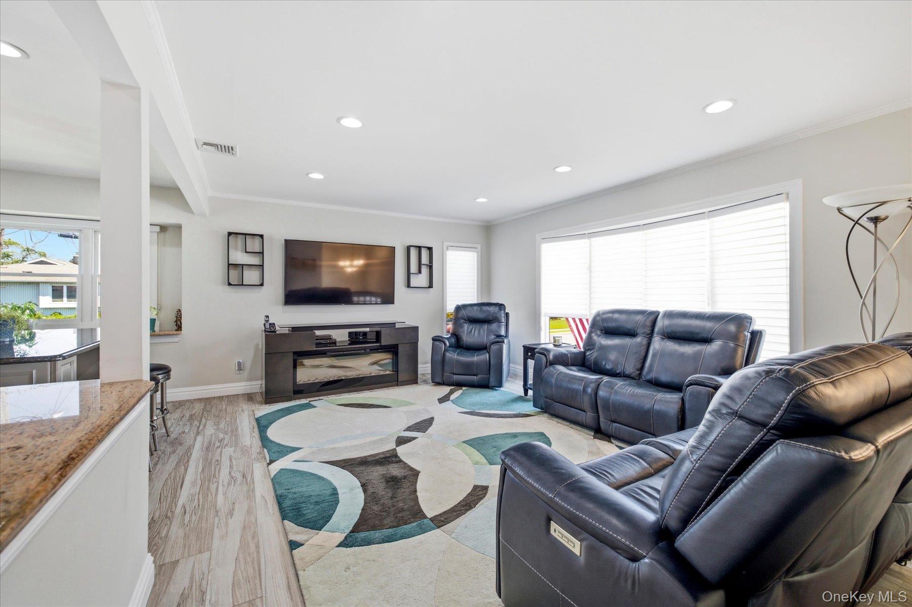 165 Elaine Drive Property Photo 14