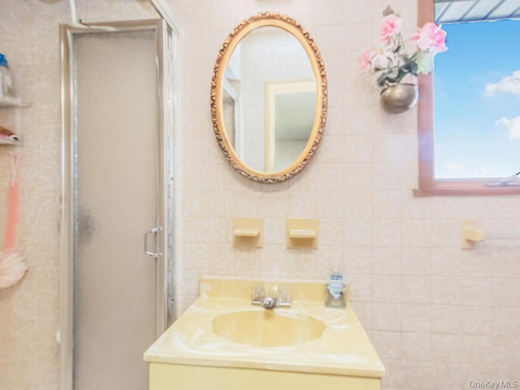 1109 Aka 1111 Nepperhan Avenue Property Photo 8