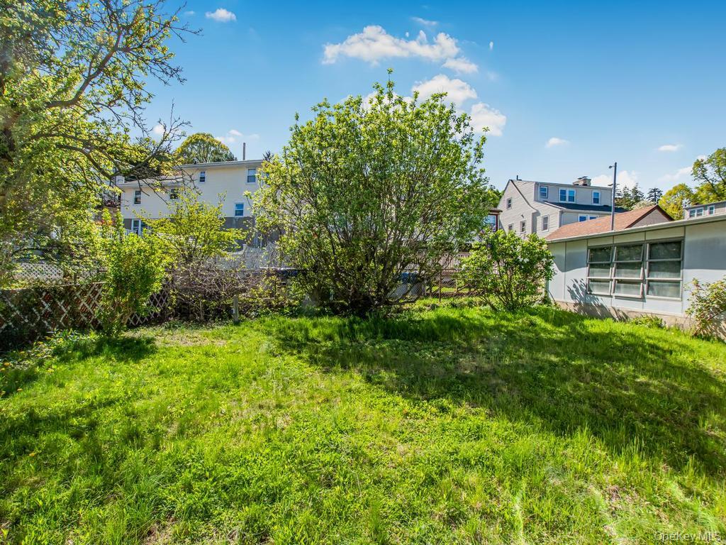 1109 Aka 1111 Nepperhan Avenue Property Photo 14
